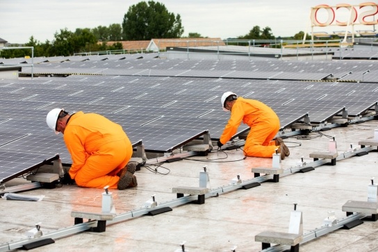 Tesco rooftop solar