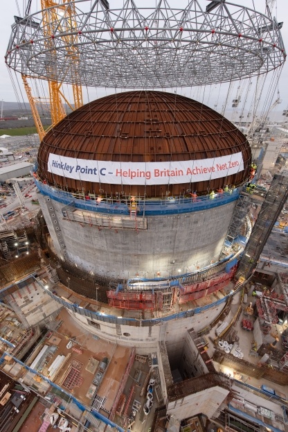 The dome closes the first reactor building – so the reactor can be installed in 2024.