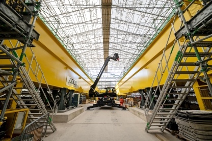 Unit 2’s Polar Crane comprises of 250,000 parts. It is currently being assembled on Site 40% faster compared to Unit 1’s crane. 