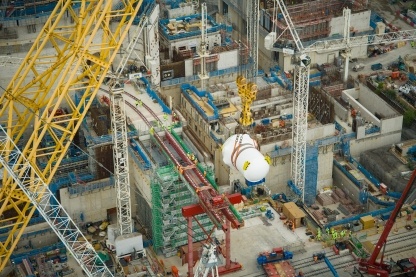 Big Carl, the world’s largest crane, lifts Hinkley Point C’s second nuclear reactor.