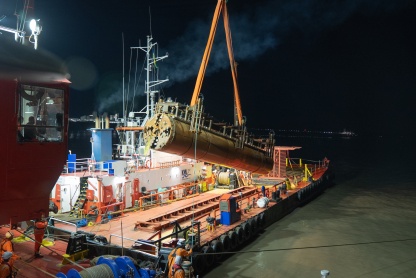 The tunnel boring machine was retrieved by a floating crane and will now be taken away, cleaned and used on another site