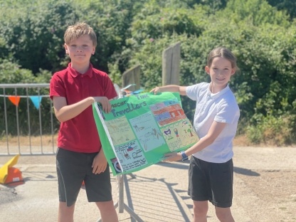 Trumacar Primary pupils at the time capsule event