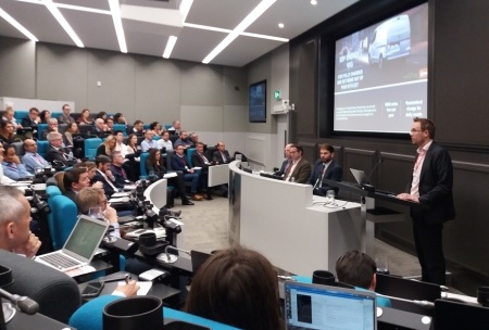 Niall Riddell speaks at the Energyst EV Summit.