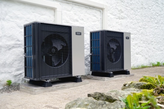 Ideal logic air source heat pumps