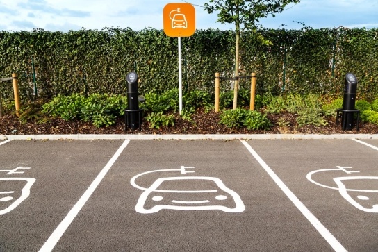 electric car free parking